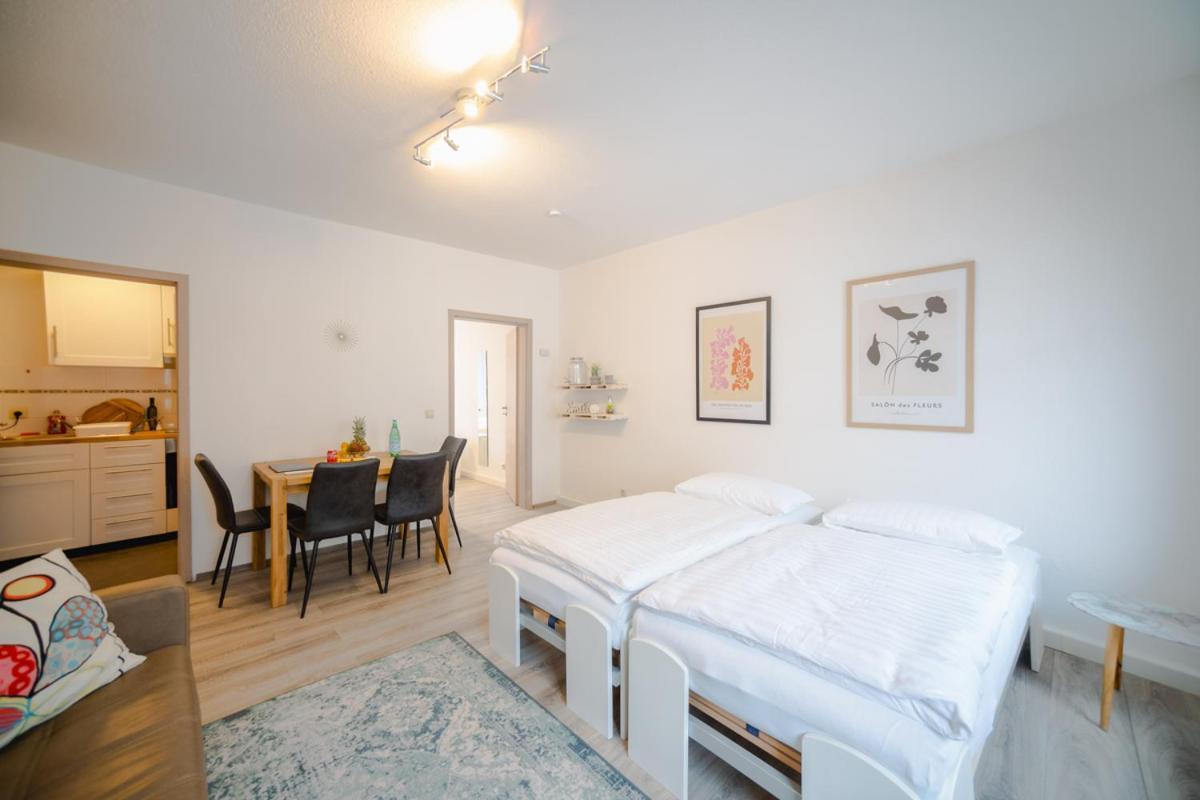 Ferienwohnung Laura In Gera Fuer Bis Zu 4 Personen - Neu Renoviert エクステリア 写真