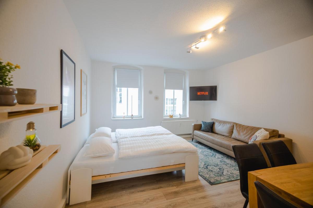 Ferienwohnung Laura In Gera Fuer Bis Zu 4 Personen - Neu Renoviert エクステリア 写真