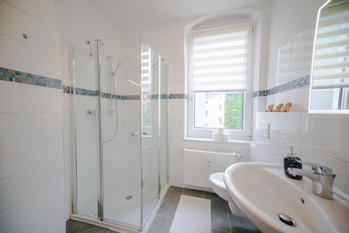 Ferienwohnung Laura In Gera Fuer Bis Zu 4 Personen - Neu Renoviert エクステリア 写真