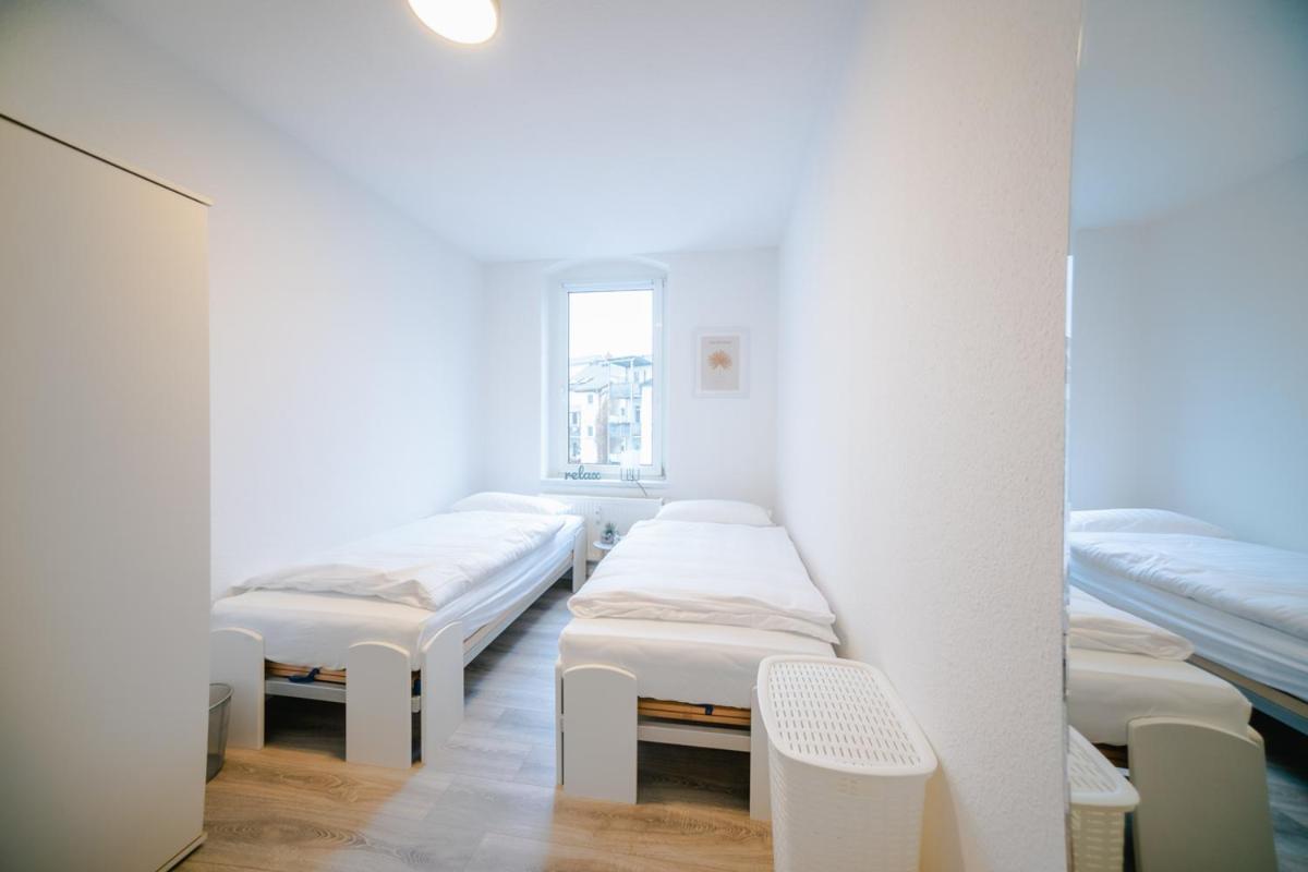 Ferienwohnung Laura In Gera Fuer Bis Zu 4 Personen - Neu Renoviert エクステリア 写真